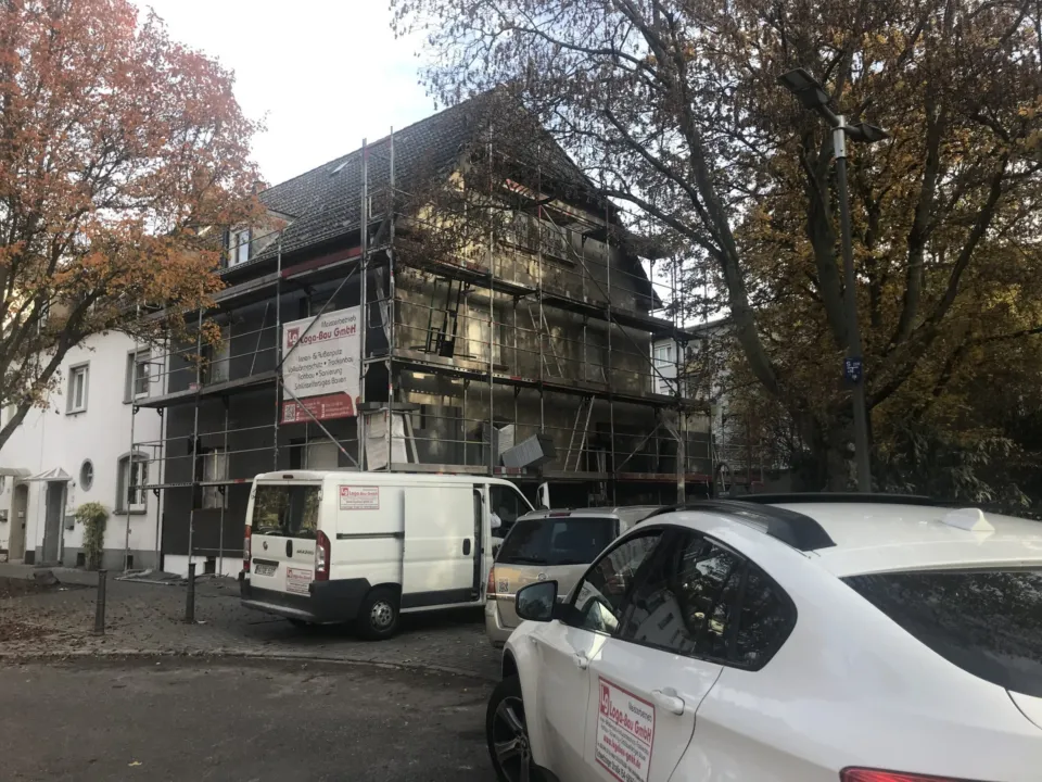 Altbau-Fassade in Ludwigshafen-Hemshof – vorher