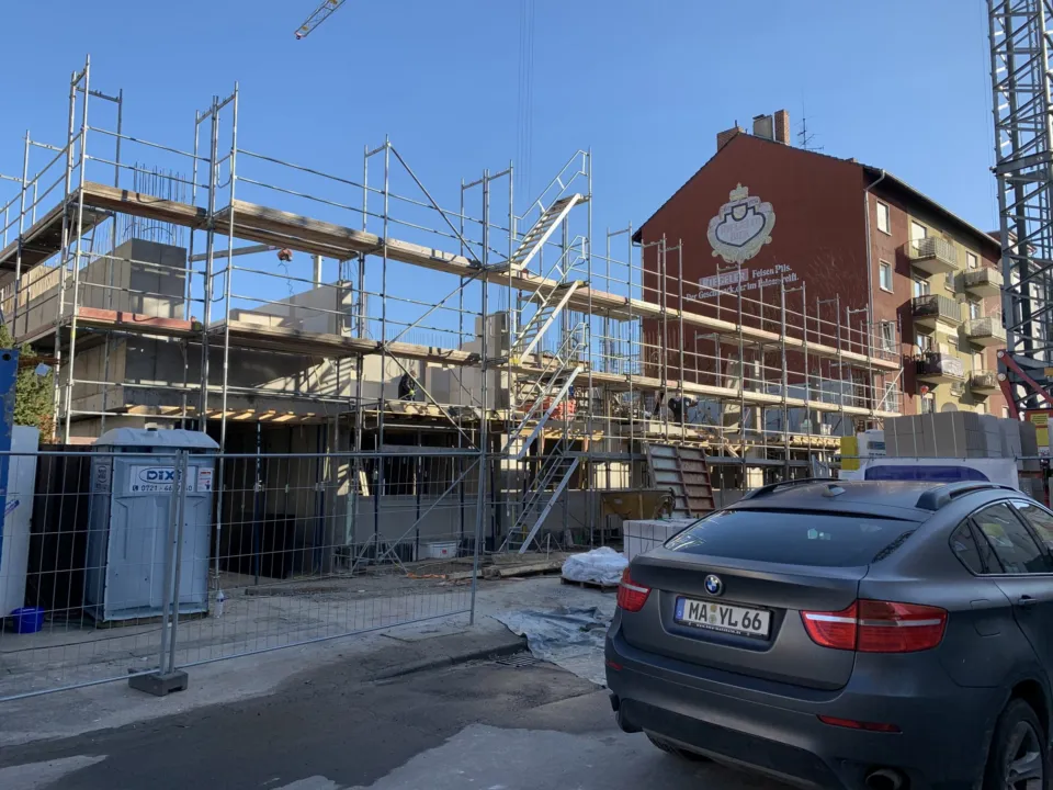 Neubau in Mannheim-Rheinau – vorher